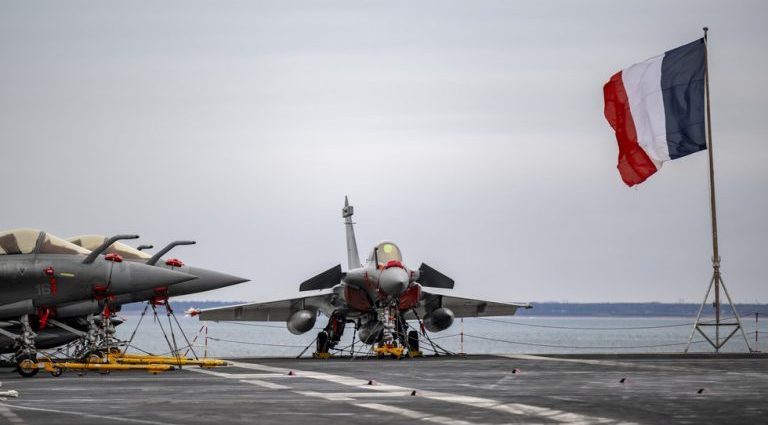 Vazamento de Localização do Porta-aviões Charles de Gaulle por App de Fitness Vazamento de Localização do Porta-aviões Charles de Gaulle por App de Fitness