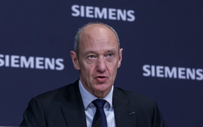 Siemens CEO Alerta: Buscas por Soberania Digital na UE Podem Ser Desastrosas Siemens CEO Alerta: Buscas por Soberania Digital na UE Podem Ser Desastrosas