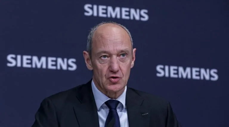 Siemens CEO Alerta: Buscas por Soberania Digital na UE Podem Ser Desastrosas