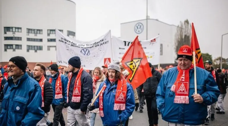 Volkswagen Considera Parceria com Indústria de Defesa em Israel
