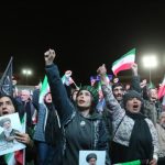 Conflitos em Tehran: Israel Intensifica Ataques Enquanto EUA Insistem em Diálogo com Irã