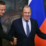 Ministro húngaro desdenha ligação telefônica vazada com Lavrov
