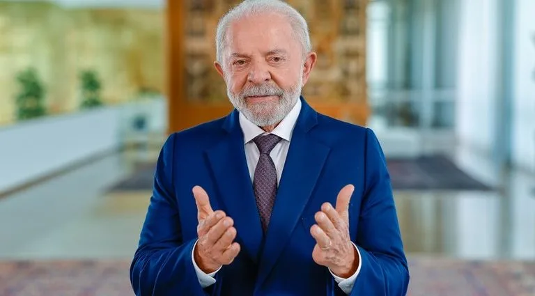 Reflexões e Ações no Dia Internacional da Mulher: Pronunciamento do Presidente Lula