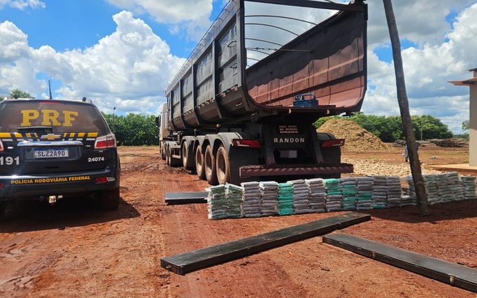 PRF Realiza Apreensão de 182 Kg de Cocaína em Terenos, MS