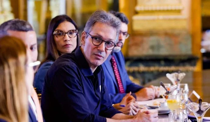 Romeu Zema Apoia Delação de Daniel Vorcaro e Elogia Ministro André Mendonça