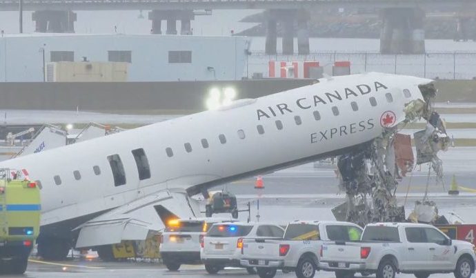Aeroporto LaGuardia Retoma Operações Após Acidente Trágico com Aeronave da Air Canada