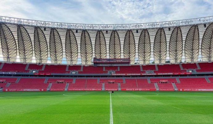 Internacional Enfrenta Chapecoense em Busca de Reabilitação no Brasileirão Internacional Enfrenta Chapecoense em Busca de Reabilitação no Brasileirão