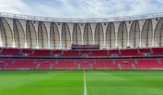 Internacional Enfrenta Chapecoense em Busca de Reabilitação no Brasileirão