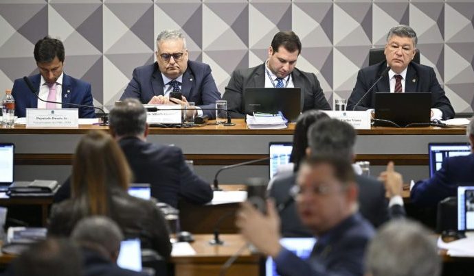CPMI do INSS Se Aproxima do Término Sem Relatórios Aprovados CPMI do INSS Se Aproxima do Término Sem Relatórios Aprovados