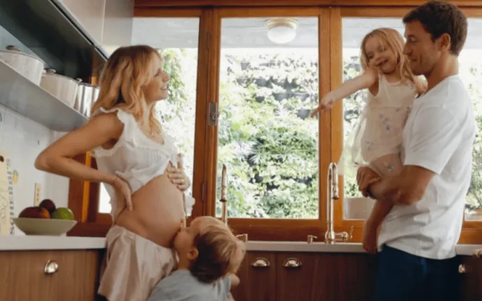 Isa Scherer Anuncia Gravidez de Seu Terceiro Filho e Esclarece Rumores sobre Gêmeos