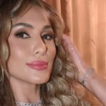 Lívia Andrade Brilha em Look Dourado e Compartilha Desafios de Saúde