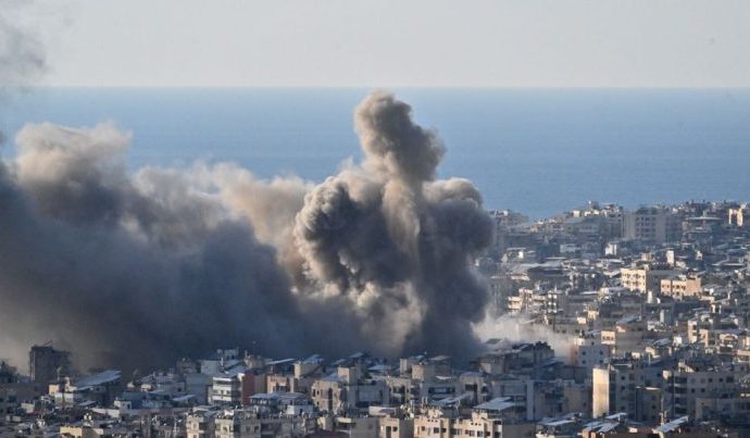 Ataque Aéreo em Baalbek: Conflito entre Israel e Líbano Atinge Civis Ataque Aéreo em Baalbek: Conflito entre Israel e Líbano Atinge Civis