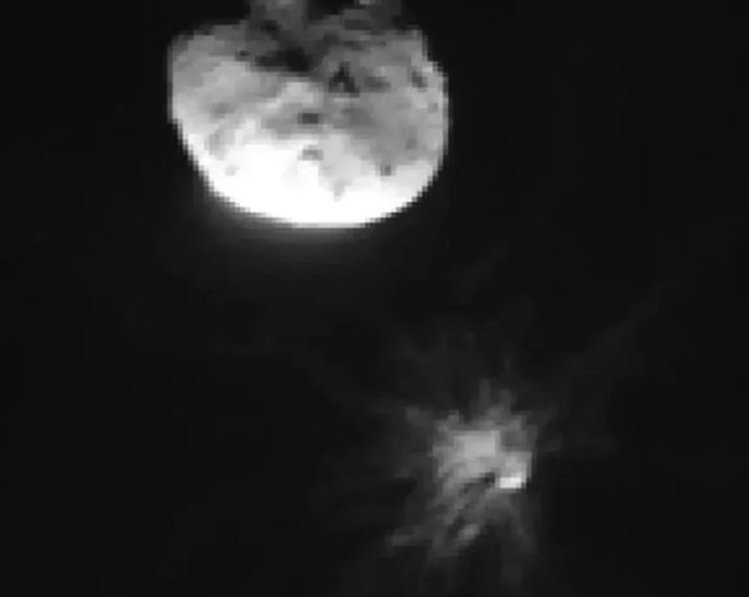 Defesa Planetária: O Impacto da Colisão de uma Nave com um Asteroide Defesa Planetária: O Impacto da Colisão de uma Nave com um Asteroide