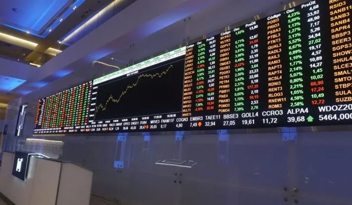 Impactos da Decisão do Copom e Alta do Petróleo no Mercado Financeiro