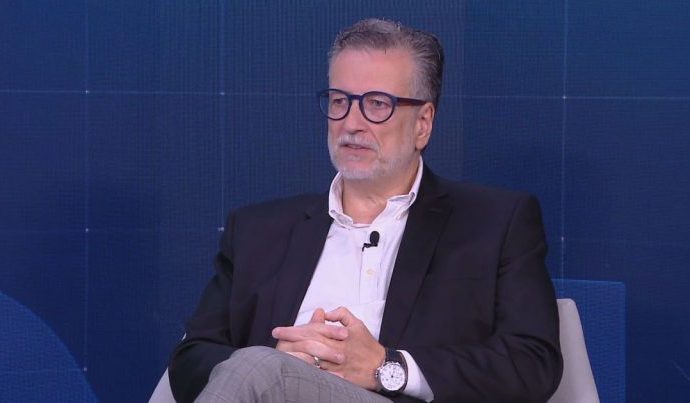 O Papel do Discurso Futurista nas Eleições de 2026, segundo Carlos Melo