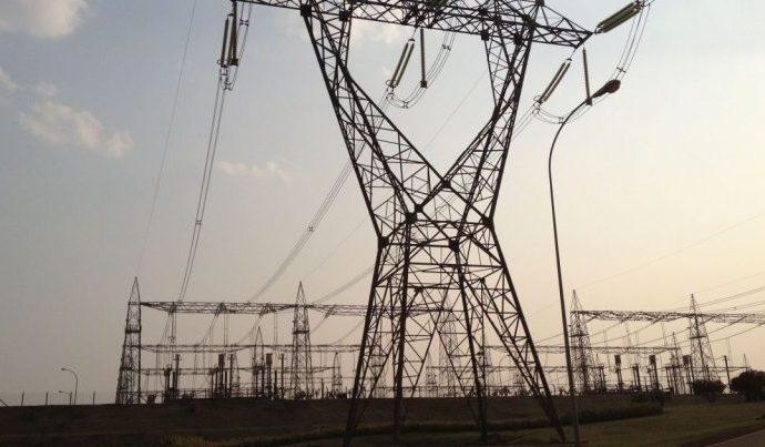 Alupar Reporta Lucro de R$ 340 Milhões no Quarto Trimestre de 2025