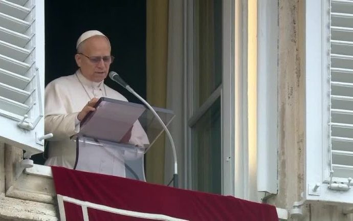 Papa Leão XIV Condena Uso de Deus como Justificativa para Conflitos