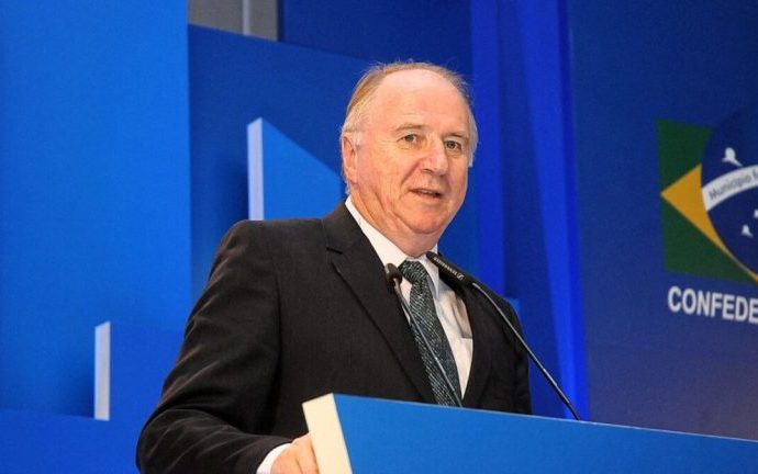 XXVII Marcha a Brasília: Pré-Candidatos à Presidência Debatem Demandas Municipais