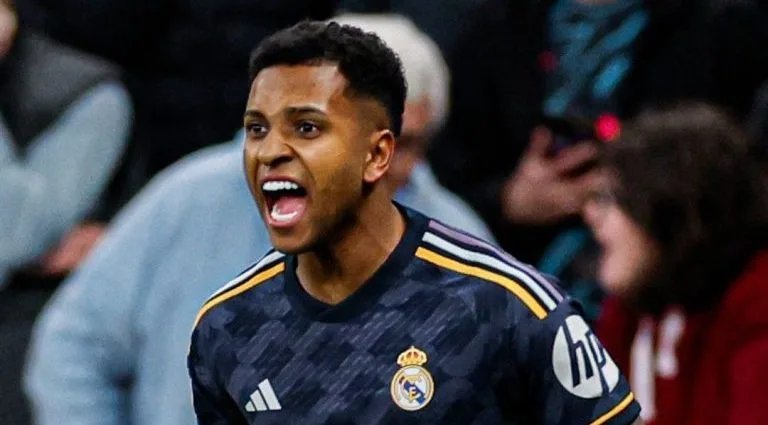 Rodrygo Passará por Cirurgia em Madri Após Lesão Grave no Joelho