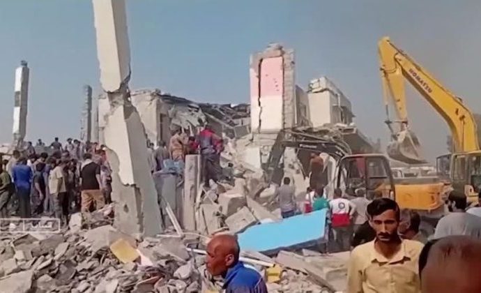 Investigação Aponta EUA como Possíveis Responsáveis por Ataque a Escola no Irã Investigação Aponta EUA como Possíveis Responsáveis por Ataque a Escola no Irã