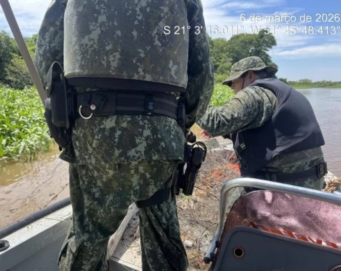 REDE DE PESCA IRREGULAR É APREENDIDA EM CASTILHO SP
