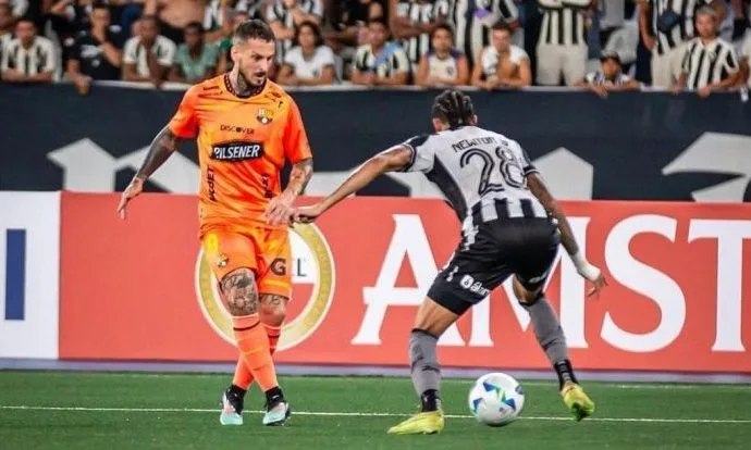 Barcelona de Guayaquil avança à fase de grupos da Libertadores