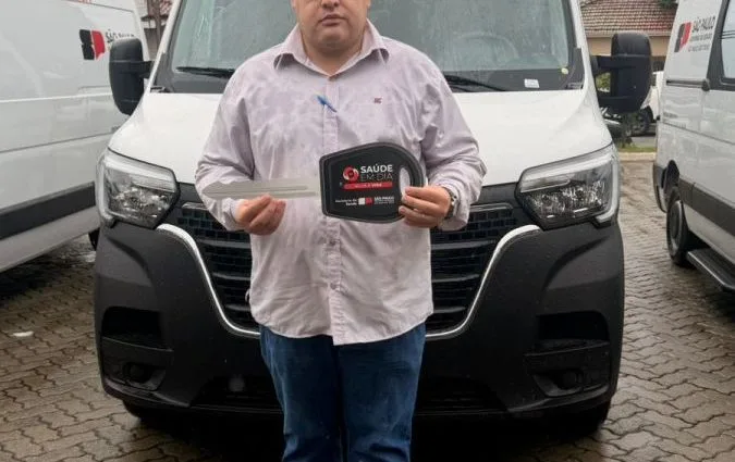 CASTILHO RECEBE VAN ZERO KM PARA ATENDIMENTO EM SAÚDE
