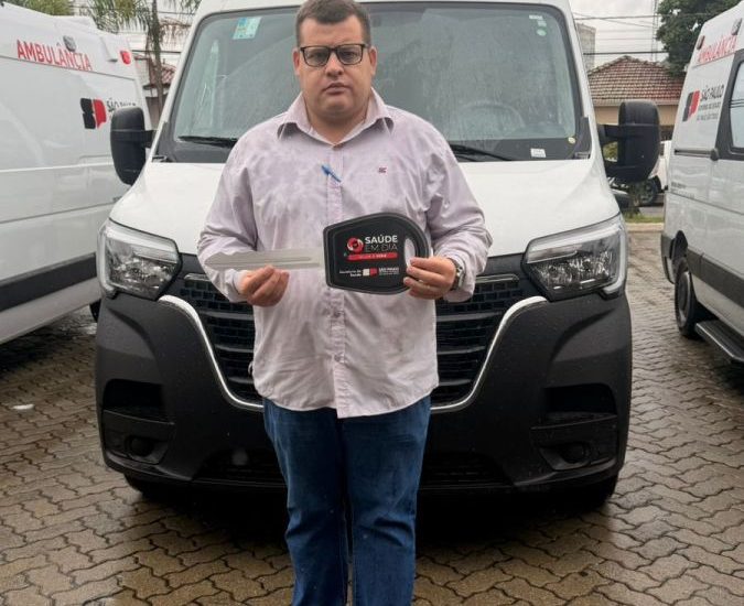 CASTILHO RECEBE VAN ZERO KM PARA ATENDIMENTO EM SAÚDE CASTILHO RECEBE VAN ZERO KM PARA ATENDIMENTO EM SAÚDE