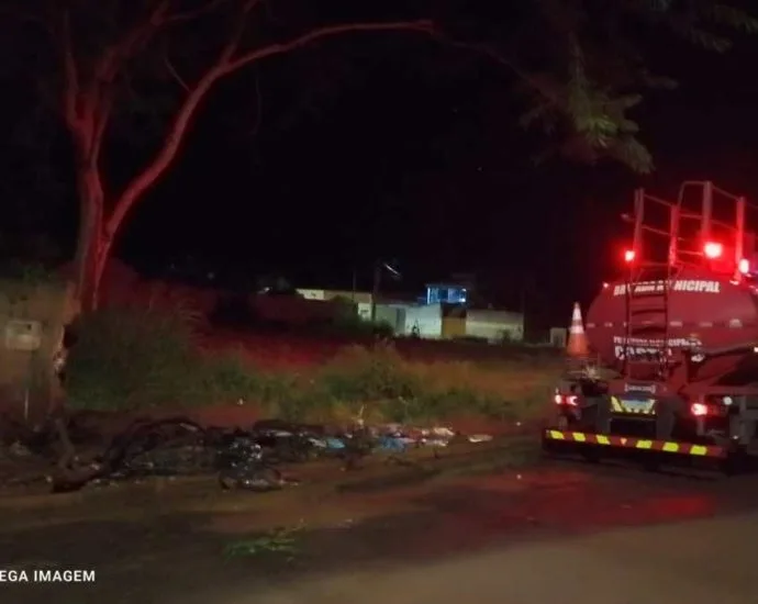 Brigada combate incêndio de grandes proporções em Castilho