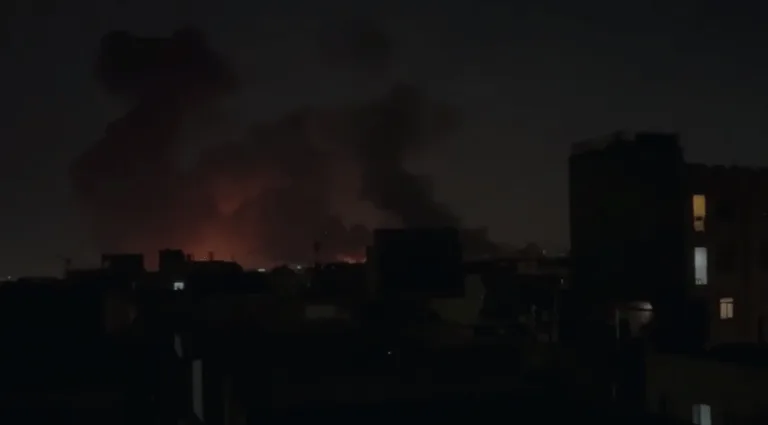 Incêndio no Aeroporto Mehrabad: O Impacto dos Ataques em Teerã