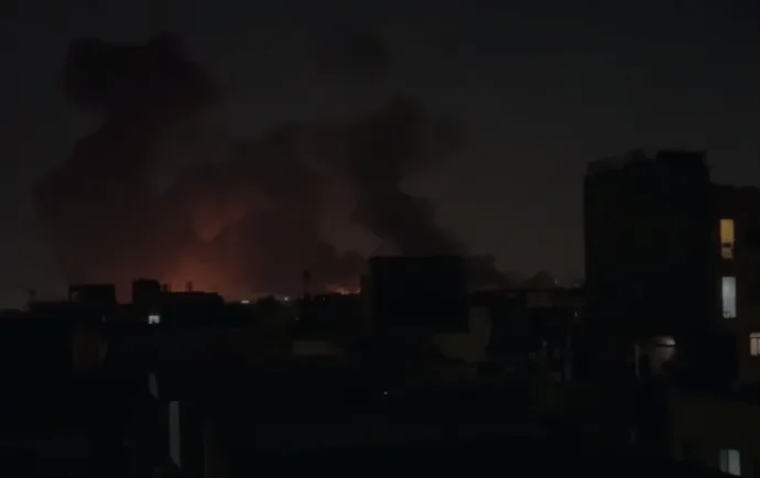 Explosões em Teerã: Tensão Aumenta Após Ataques em Solo Iraniano Explosões em Teerã: Tensão Aumenta Após Ataques em Solo Iraniano