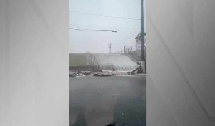 Desabamento de Muro no Aeroporto de Congonhas Após Tempestade em São Paulo