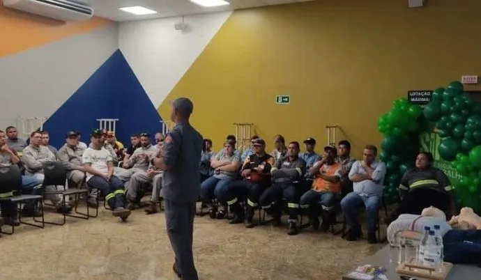 PRIMEIROS SOCORROS: PALESTRA DO CORPO DE BOMBEIROS