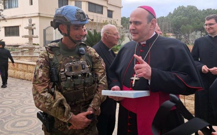 Núncio Apostólico no Líbano: Esperança e Solidariedade em Meio à Crise