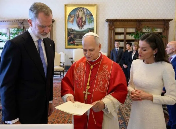 Papa Leão XIV Recebe Família Real da Espanha em Importante Audiência