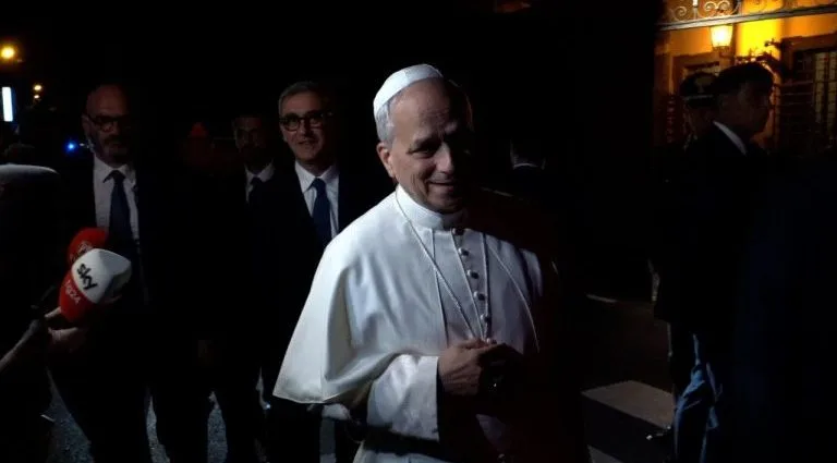 Papa Francisco Renova Chamado à Paz em Meio ao Crescente Conflito Global