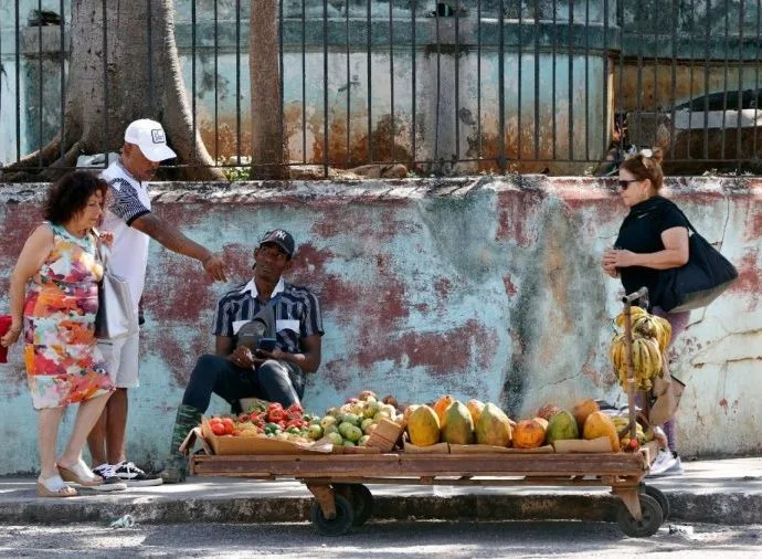 Bispo de Palm Beach Alerta sobre Crise Humanitária em Cuba