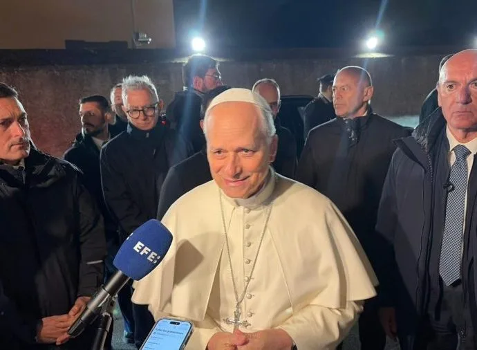 Papa Francisco pede diálogo para acabar com conflitos mundiais