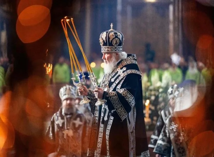 A Ortodoxia Russa: Reflexões sobre a Superioridade e a Fé Universal