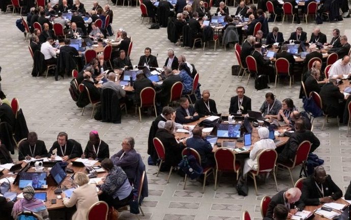 Relatórios Finais dos Grupos de Estudo do Sínodo: Uma Nova Perspectiva para o Sacerdócio e a Missão Digital