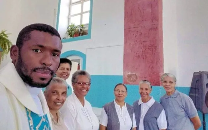 Cabo Verde: Jubileu da Fraternidade Rainha dos Corações em Comemoração aos 50 Anos