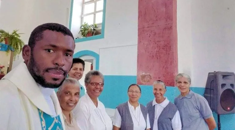 Cabo Verde: Jubileu da Fraternidade Rainha dos Corações em Comemoração aos 50 Anos