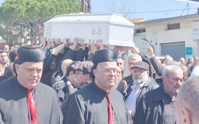 Homenagem Comovente ao Pe. Pierre El Raii em Qlayaa, Líbano