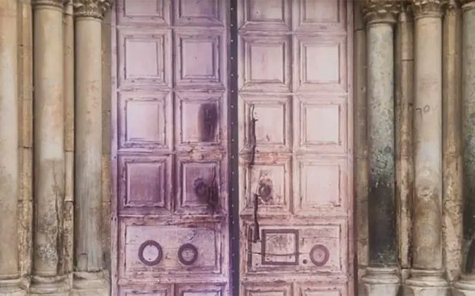Conflito em Jerusalém: Santo Sepulcro Fechado e Semana Santa Ameaçada