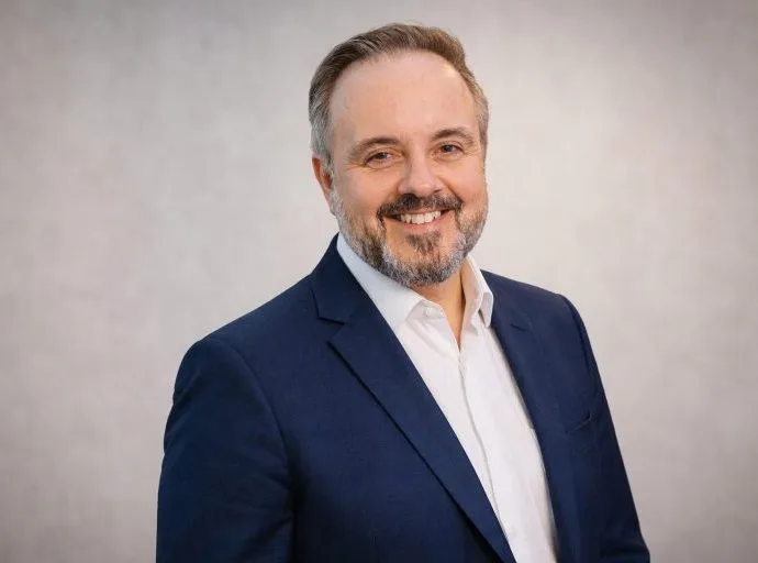 Daniel Martin Ely Assume a Liderança da Unicred como Novo CEO