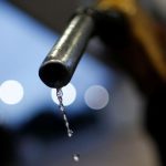 Preço da Gasolina nos EUA Ultrapassa US$ 4 pela Primeira Vez Desde 2022