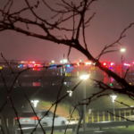 Colisão entre avião da Air Canada e veículo em LaGuardia provoca suspensão de voos