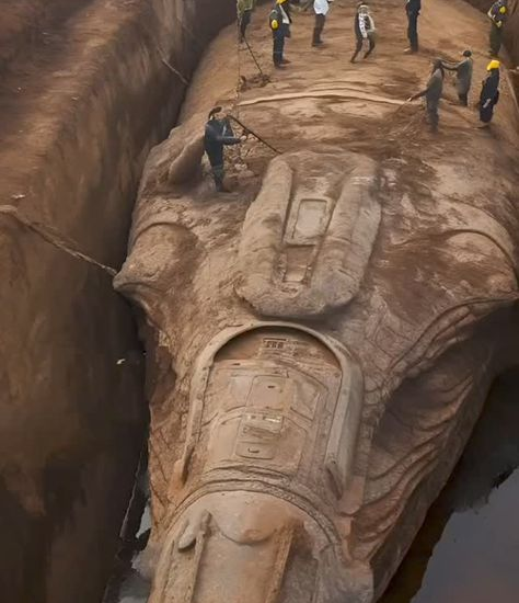 Explorando o Mundo do Pinterest: Alien e Mistérios