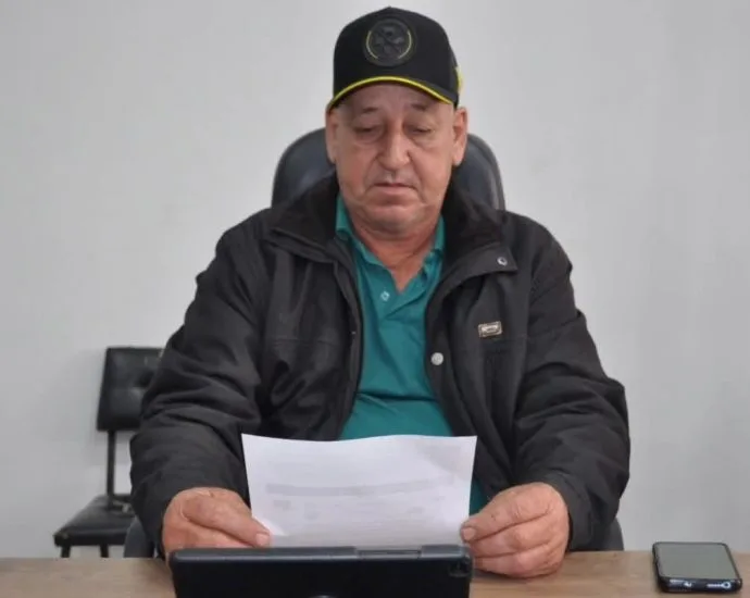 Vereador Lorinho Propõe Gratificação Aniversário para Servidores Públicos em Castilho