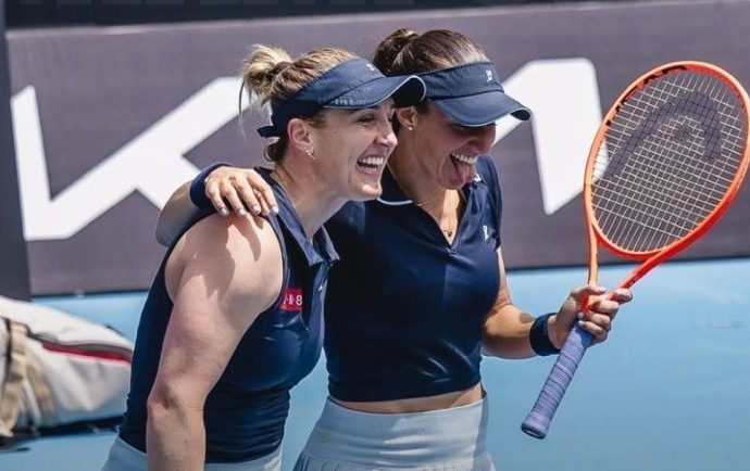 Luisa Stefani e Gabriela Dabrowski triunfam na estreia do Miami Open Luisa Stefani e Gabriela Dabrowski triunfam na estreia do Miami Open